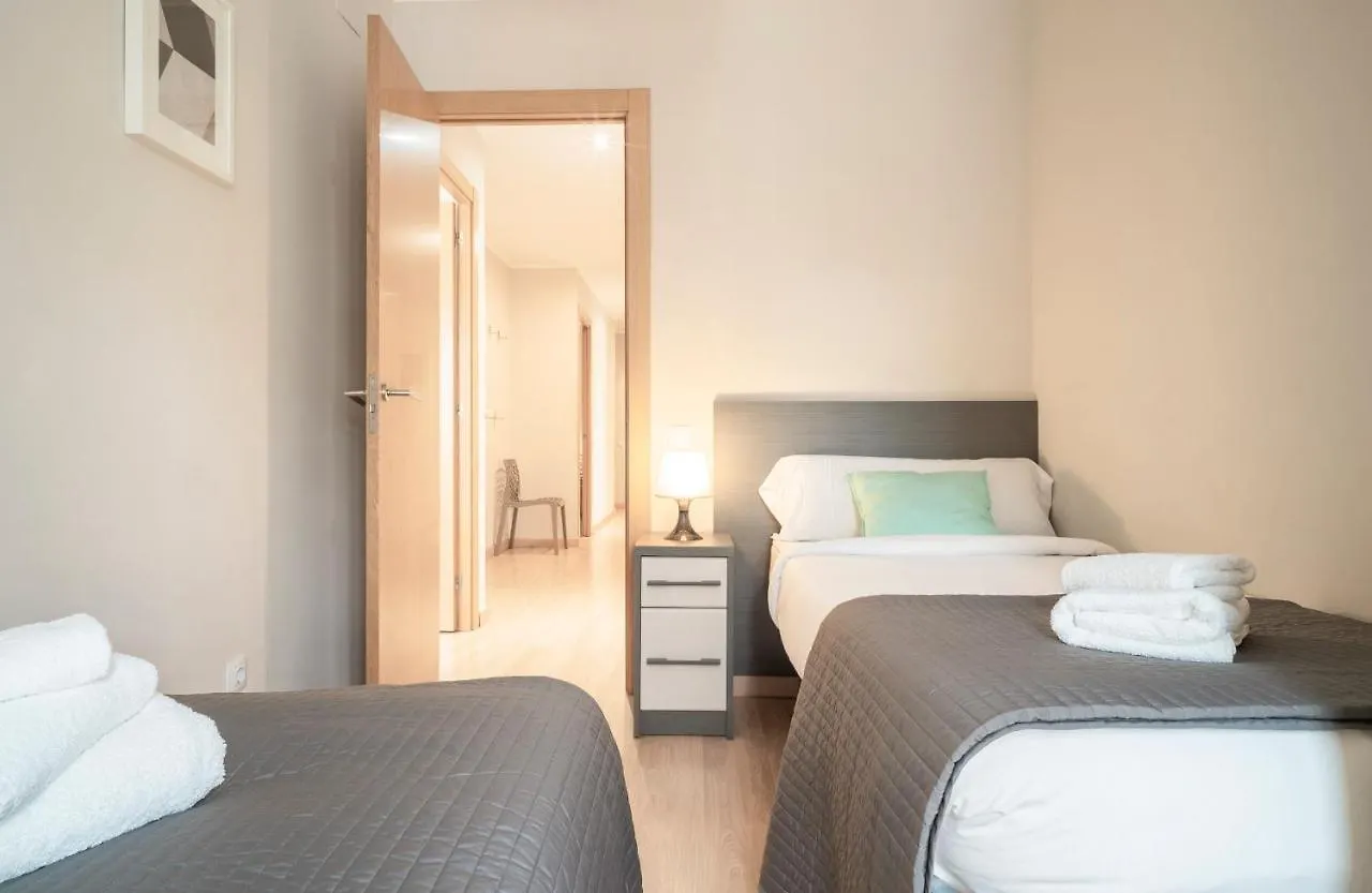 The Family Host - Lost Garden Ciutadella Park Apartment Barcelona